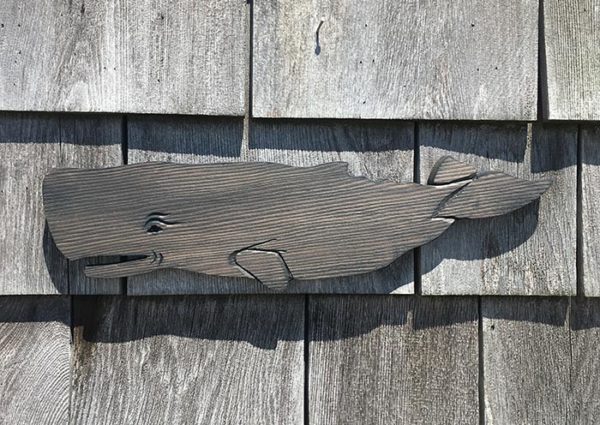 Carved whale - line carved - left facing